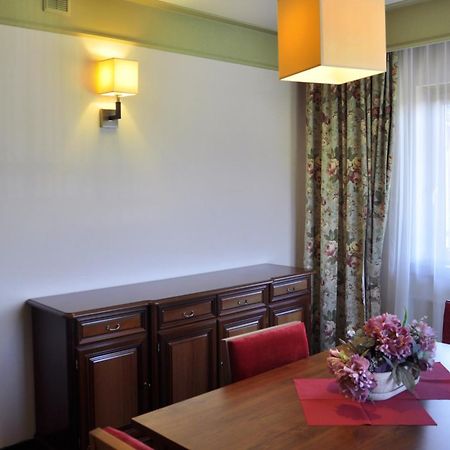 Ahotel Czechowice-Dziedzice Eksteriør billede