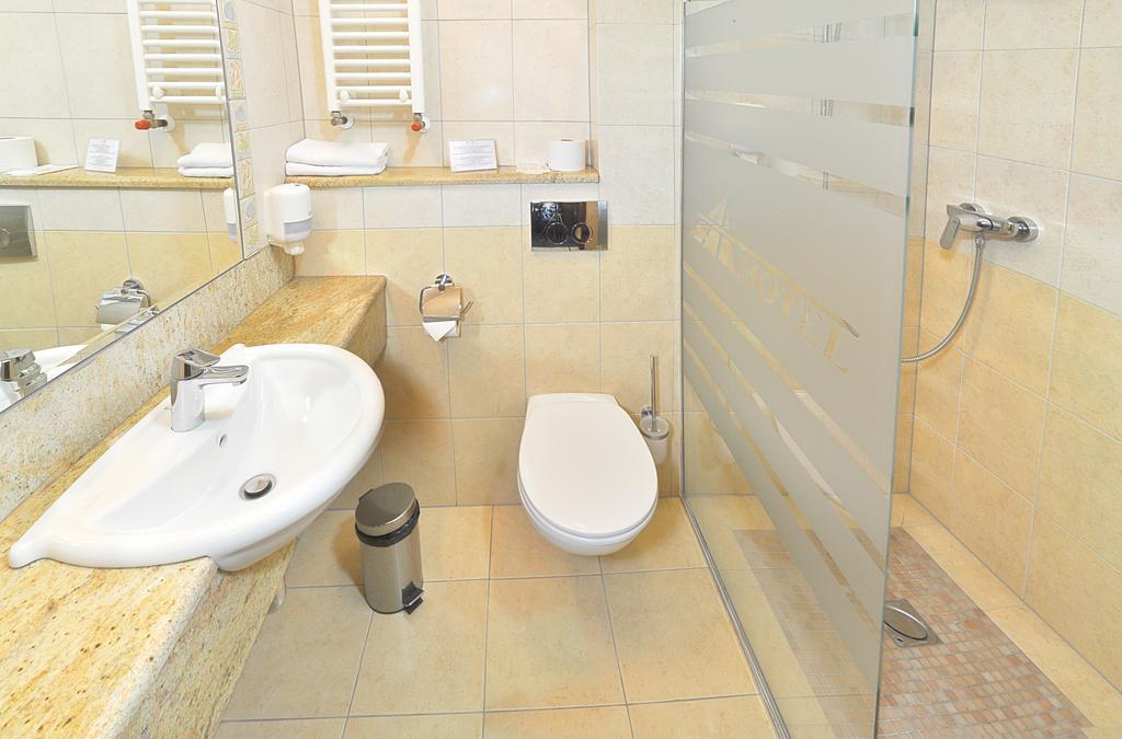Ahotel Czechowice-Dziedzice Værelse billede