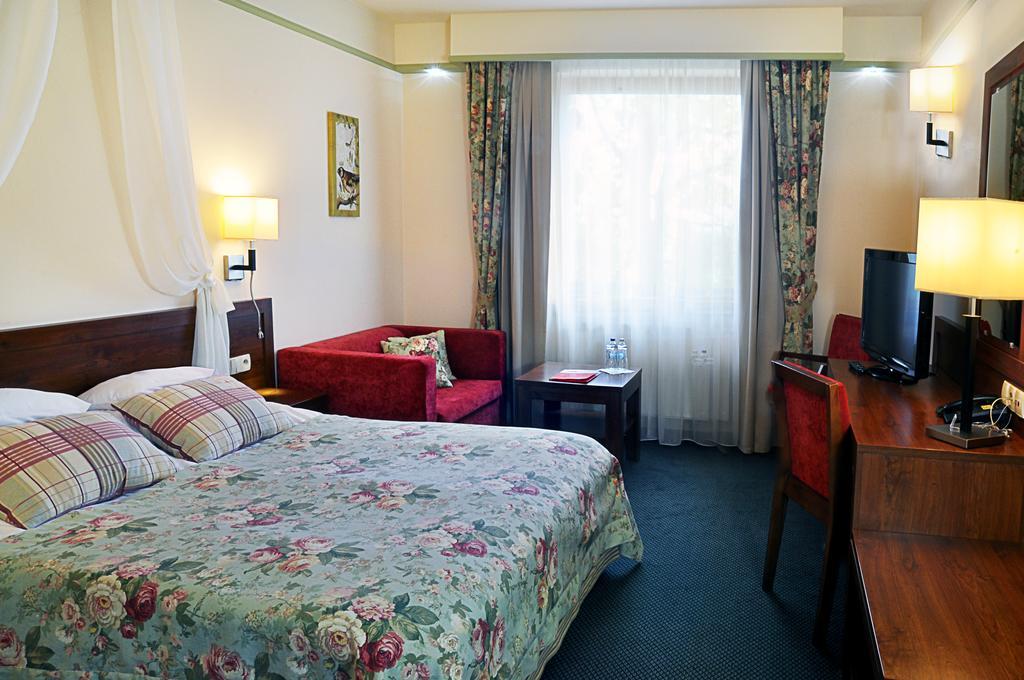 Ahotel Czechowice-Dziedzice Værelse billede